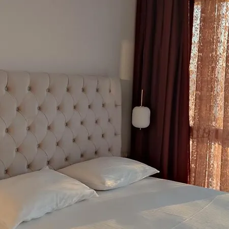 Pirgos Stelida Hotel